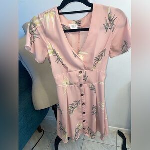 Womens Size XS Sienna Sky Pink Tropical Short Sleeve Dress